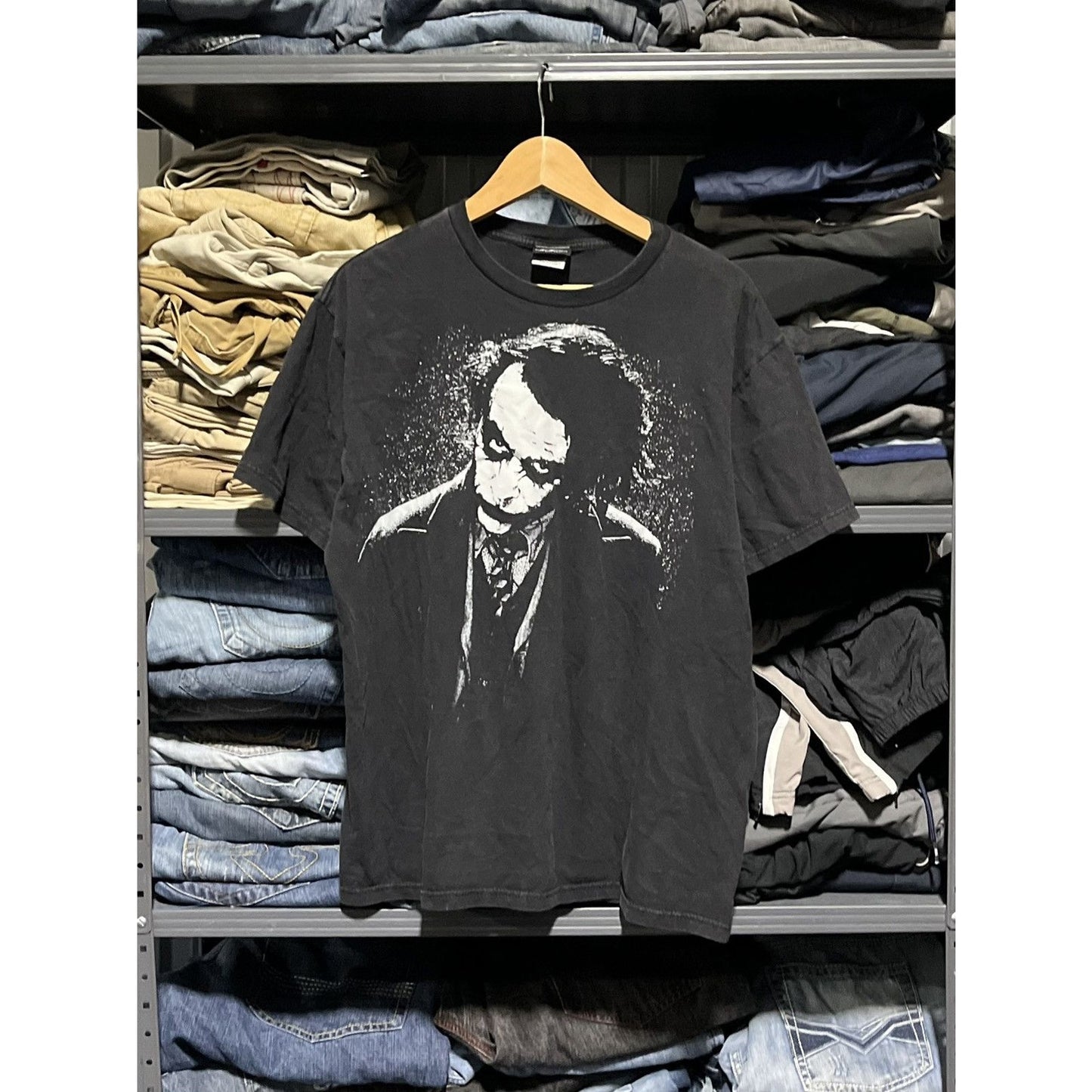 Vintage 2000s Joker The Dark Knight Heath Ledger Batman Movie Promo Tee Shirt (M)