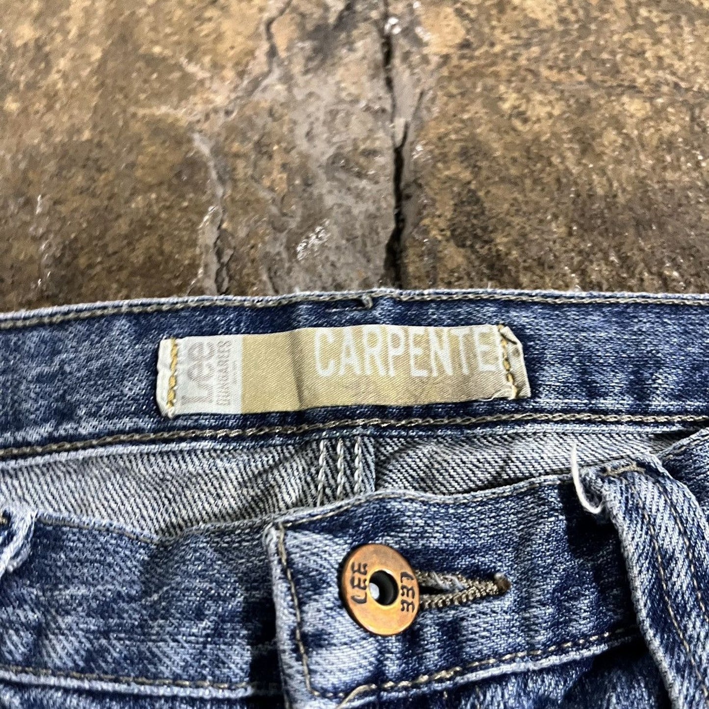 Vintage Distressed Lee Workwear Carpenter Jeans (32)