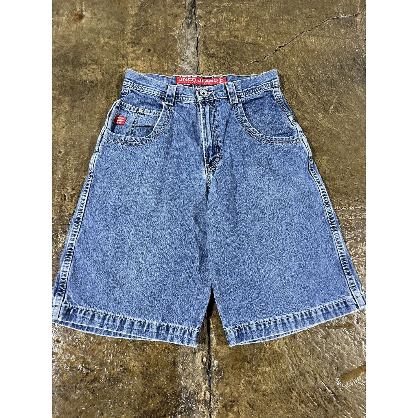 Vintage Y2K JNCO Embroidered Dragon Denim Shorts (28)