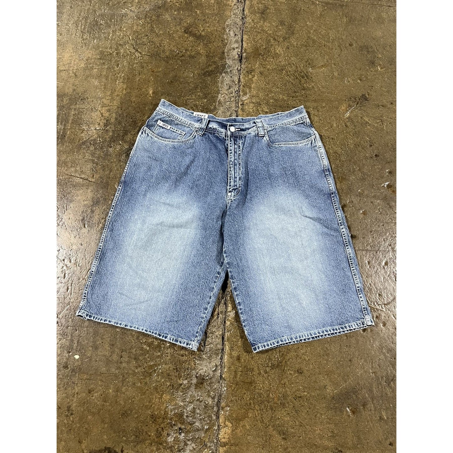 Vintage Y2K Enyce Baggy Denim Shorts JNCO Style (40)