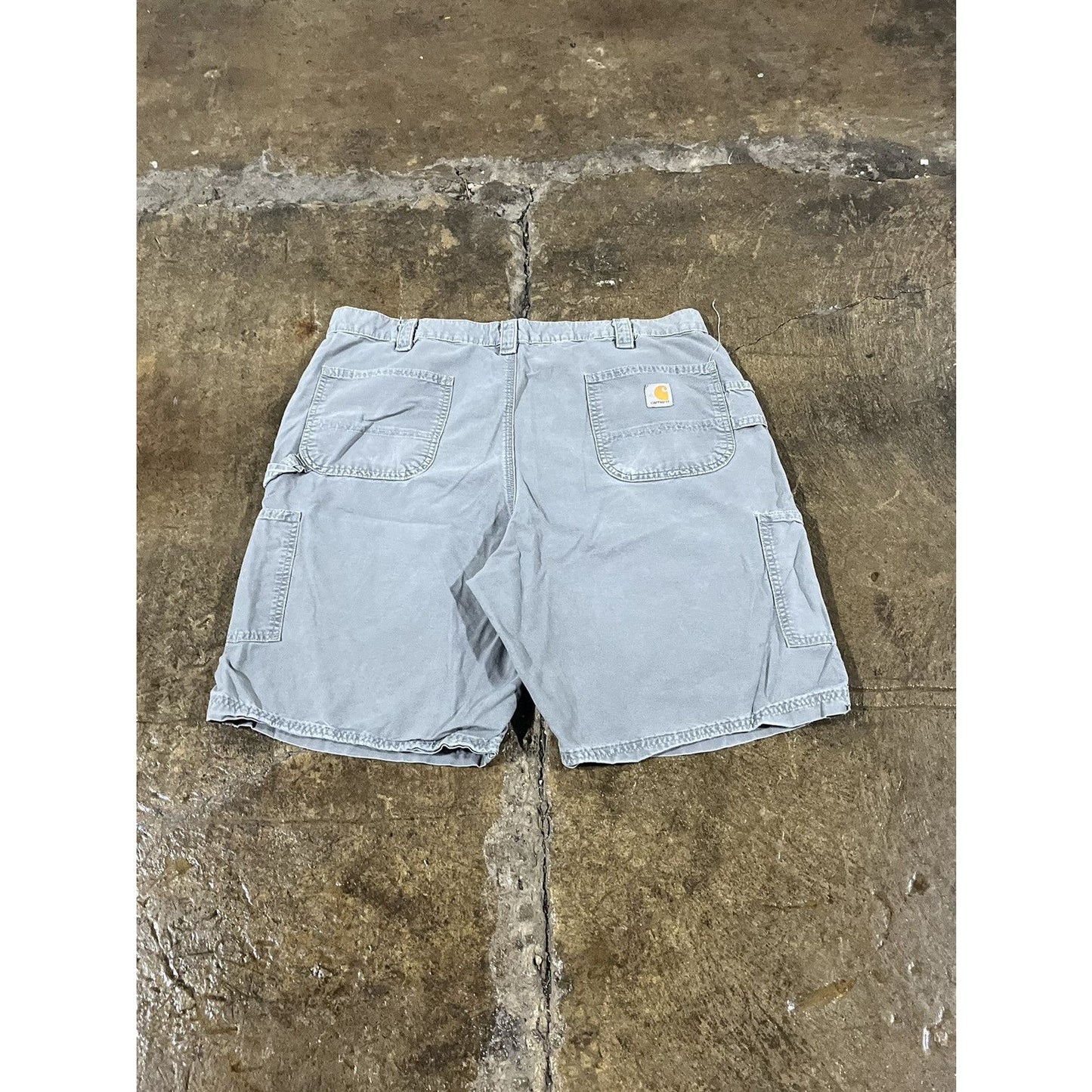 Vintage Y2K Carhartt Carpenter Utility Workwear Shorts (40)