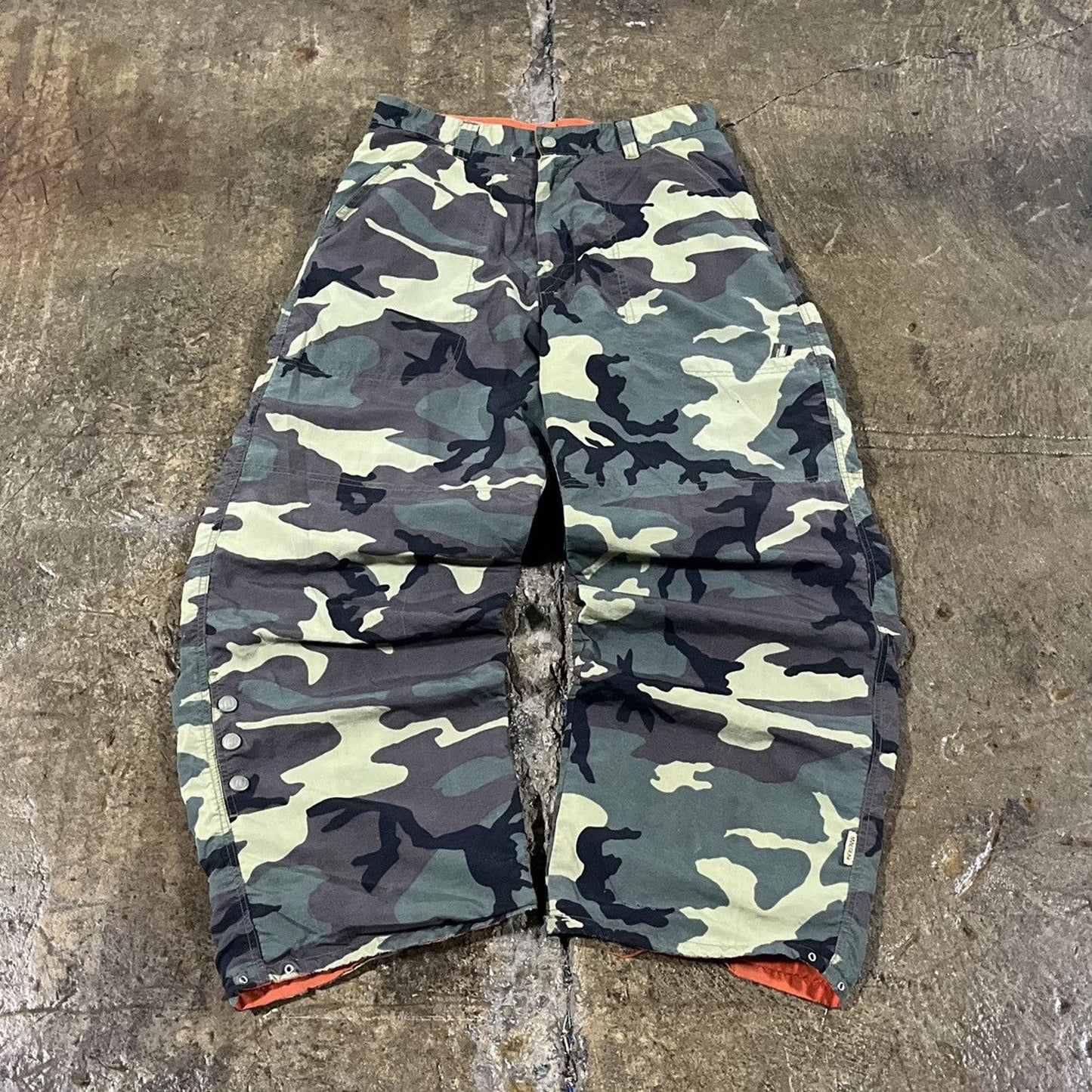 Vintage Y2K MacGear Camo Reversible Baggy Rave Pants (30)