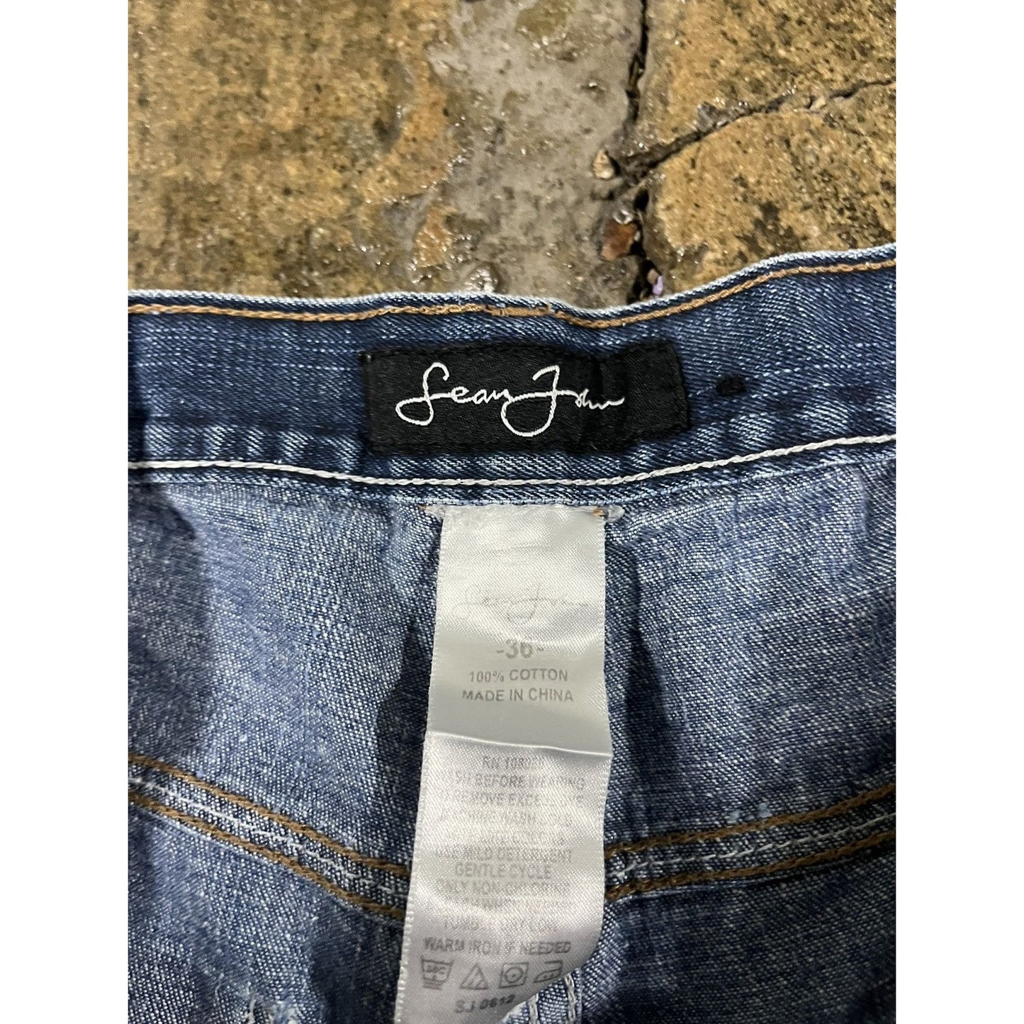 Vintage Y2K Sean John Baggy Grunge Denim Shorts (34)