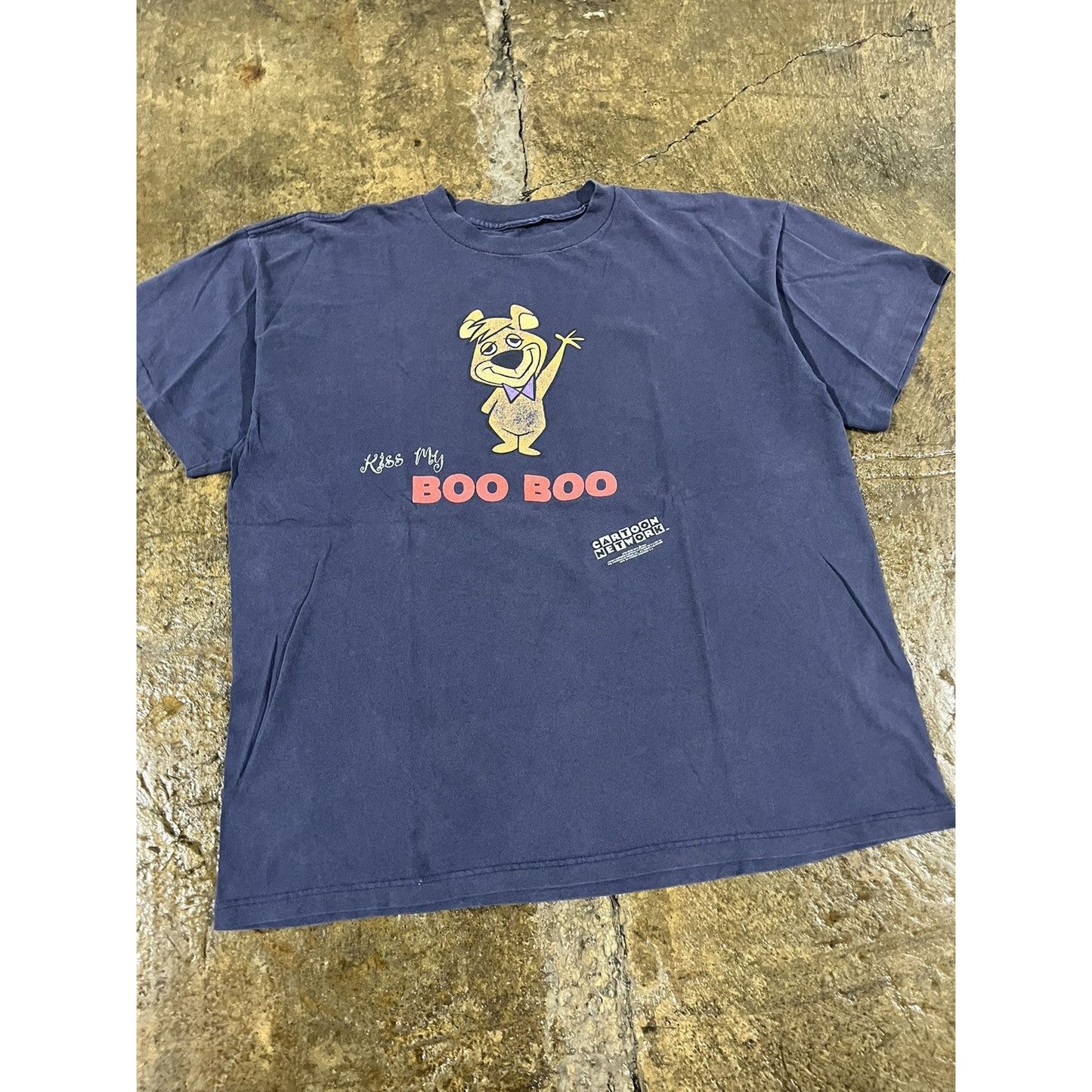 Vintage 90s Yogi Bear Kiss My Boo Boo Cartoon Tee Shirt (XL)