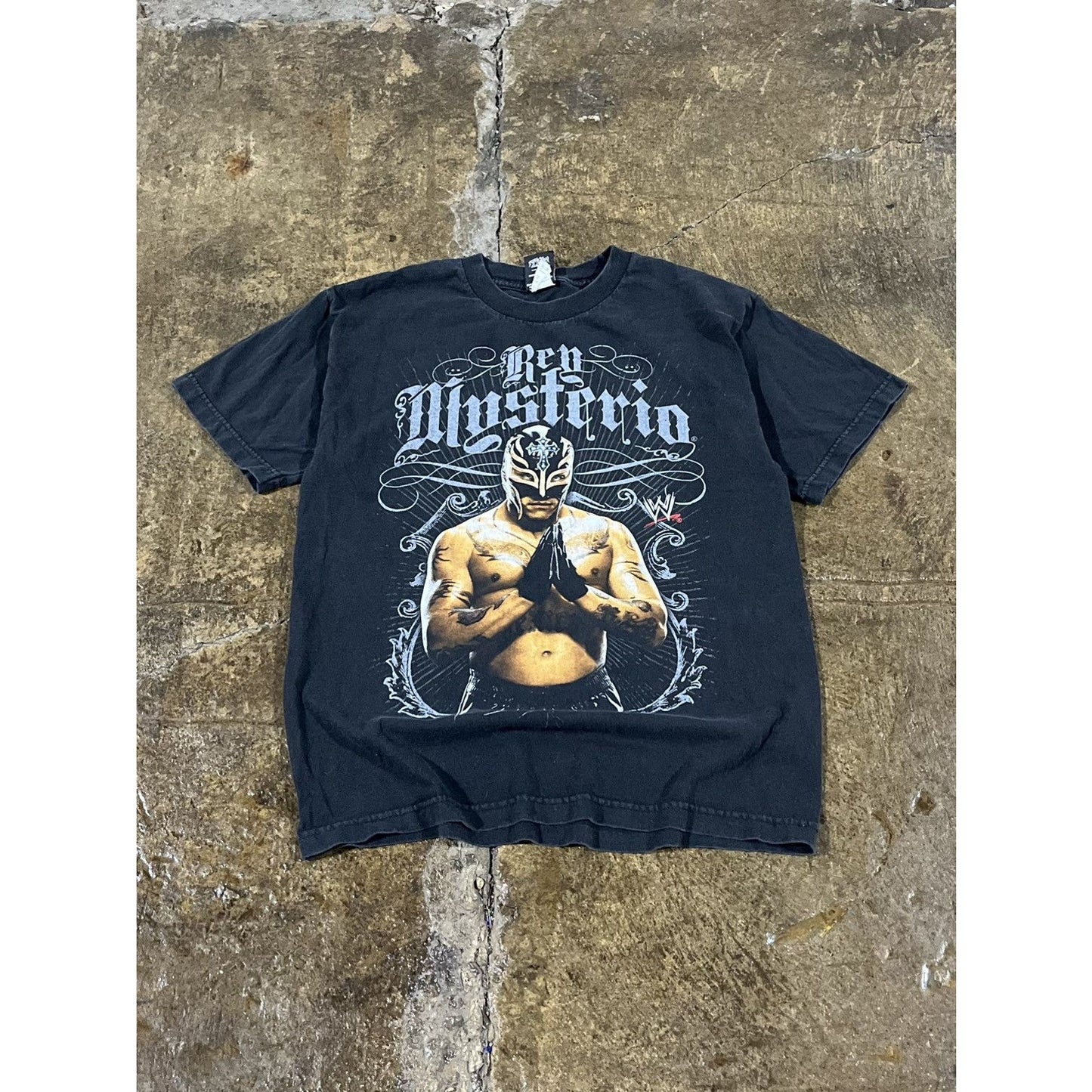 Vintage Rey Mysterio WWE Wrestling Tee Shirt (S)