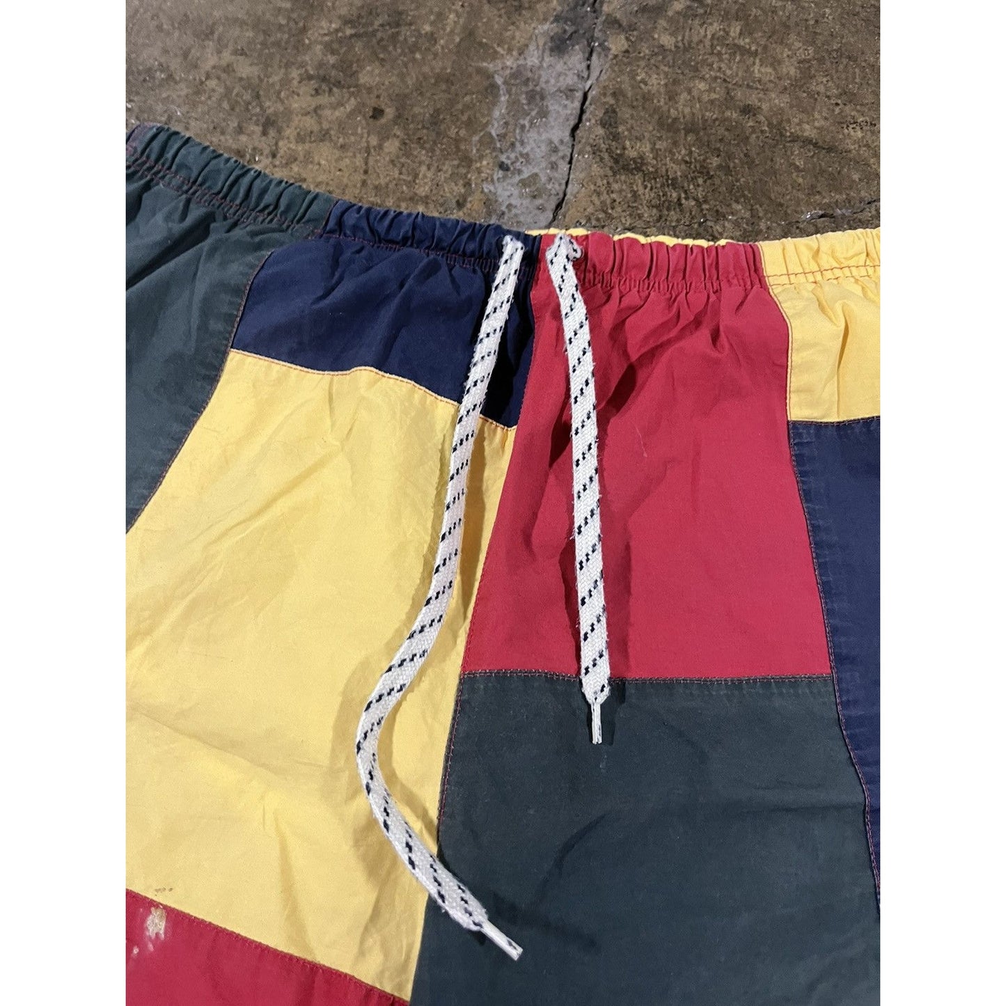 Vintage 90s Nautica Color Block Shorts (XL)