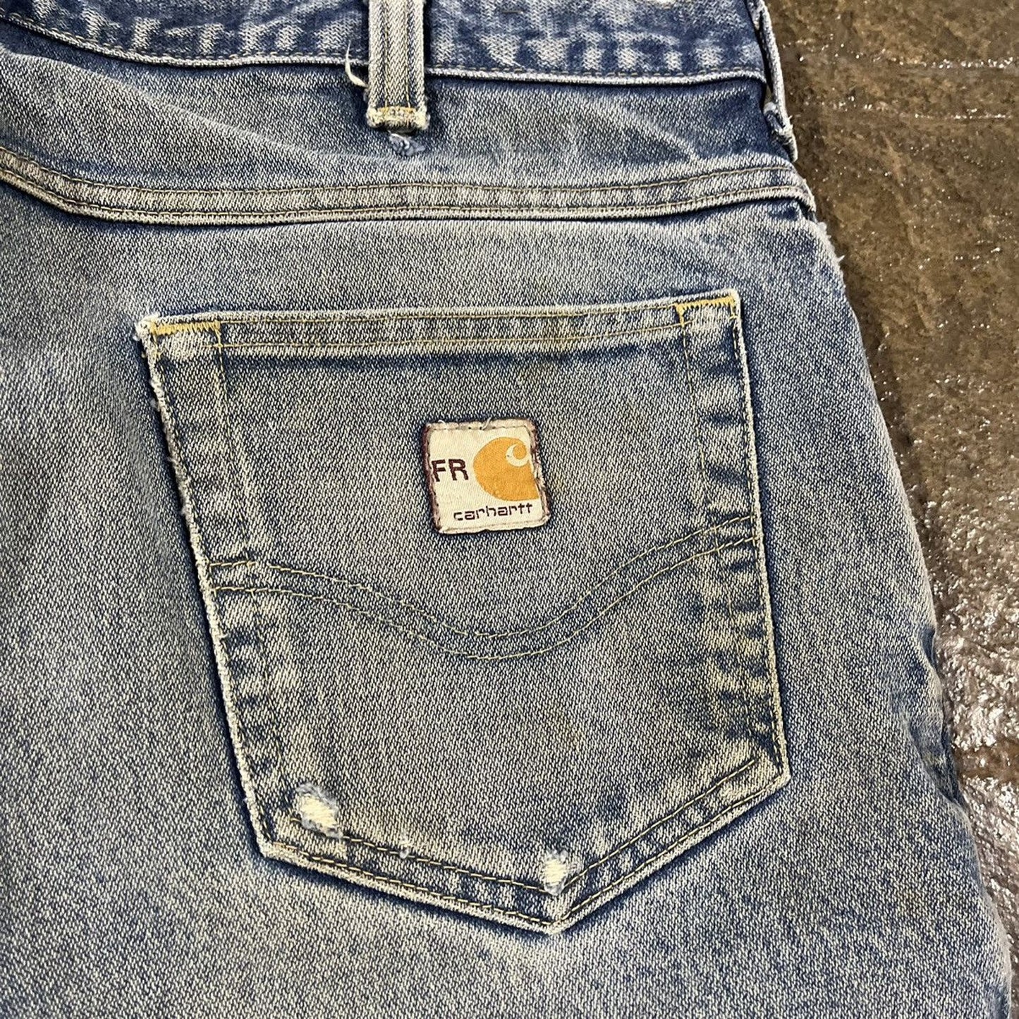 Vintage Faded Carhartt Thrashed Workwear Jeans (36)