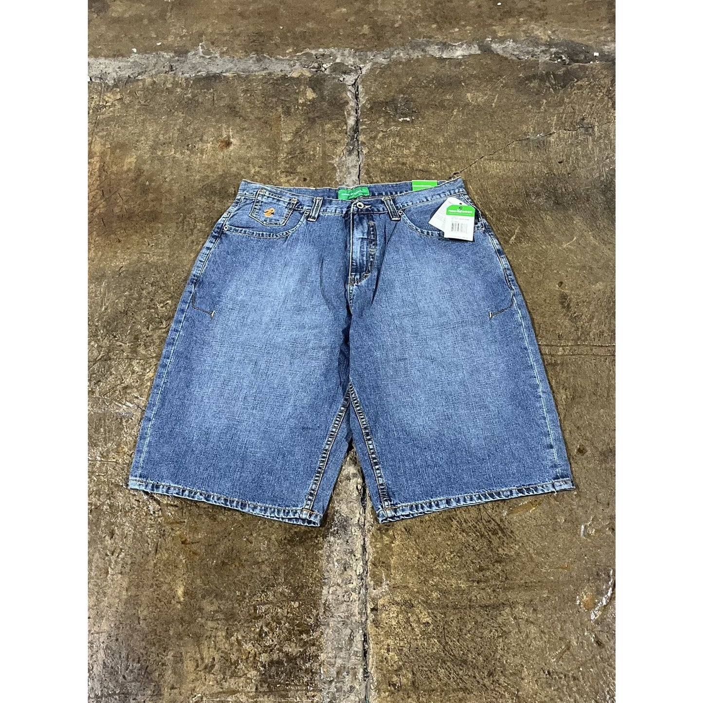 Vintage Y2K Rocawear Faded Baggy Denim Shorts NEW W/ TAGS Deadstock (38)