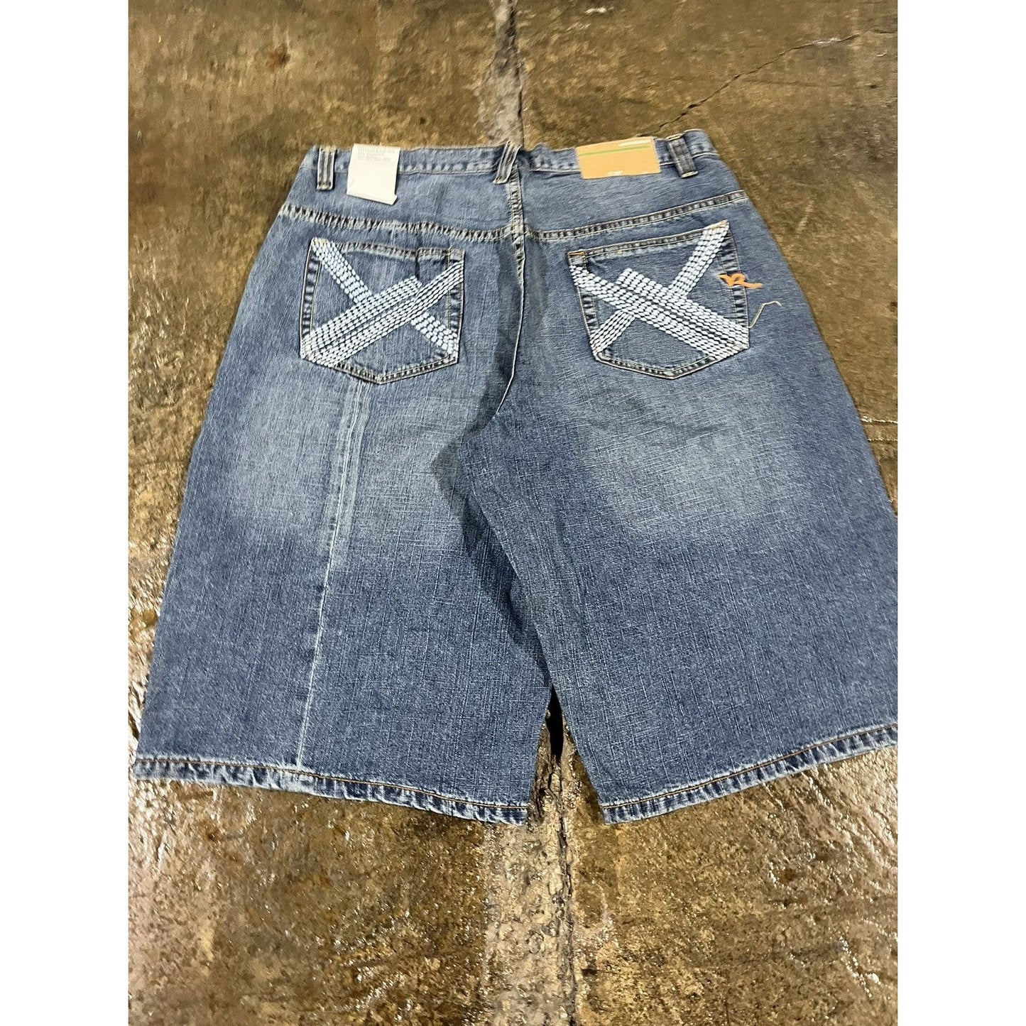 Vintage Y2K Rocawear Faded Baggy Denim Shorts NEW W/ TAGS Deadstock (38)