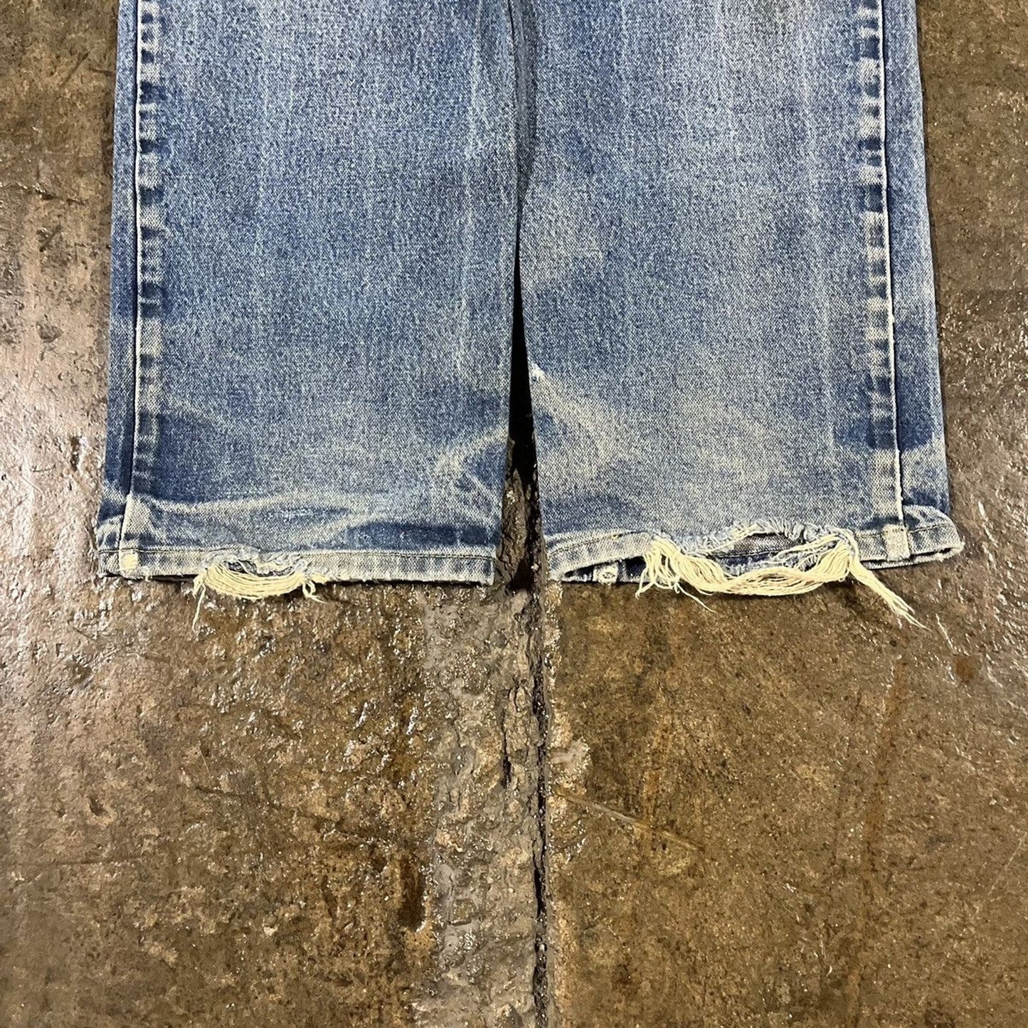 Vintage Faded Carhartt Thrashed Workwear Jeans (36)