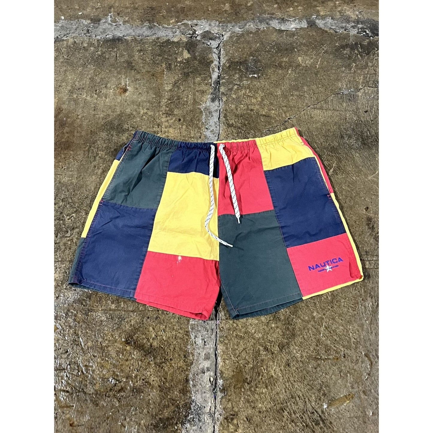 Vintage 90s Nautica Color Block Shorts (XL)