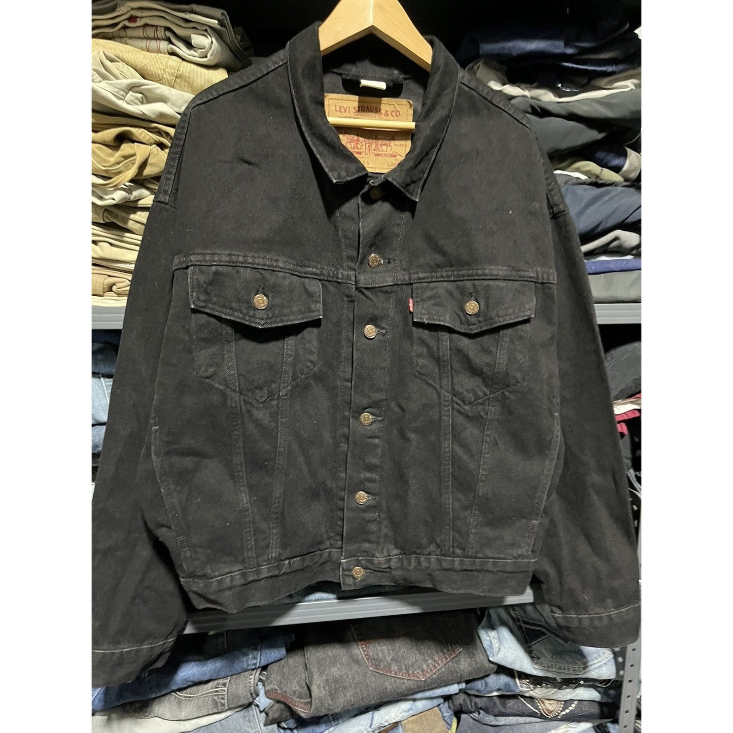 Vintage 90s Levi's 70598 Black Denim Trucker Jacket (L)