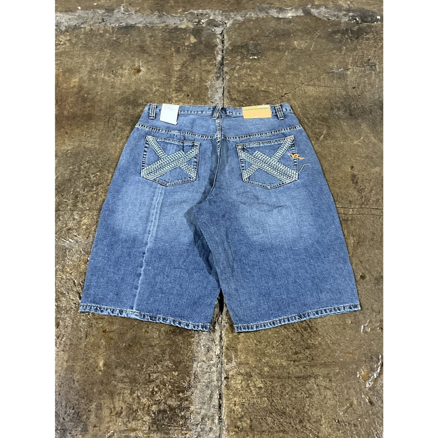 Vintage Y2K Rocawear Faded Baggy Denim Shorts NEW W/ TAGS Deadstock (38)