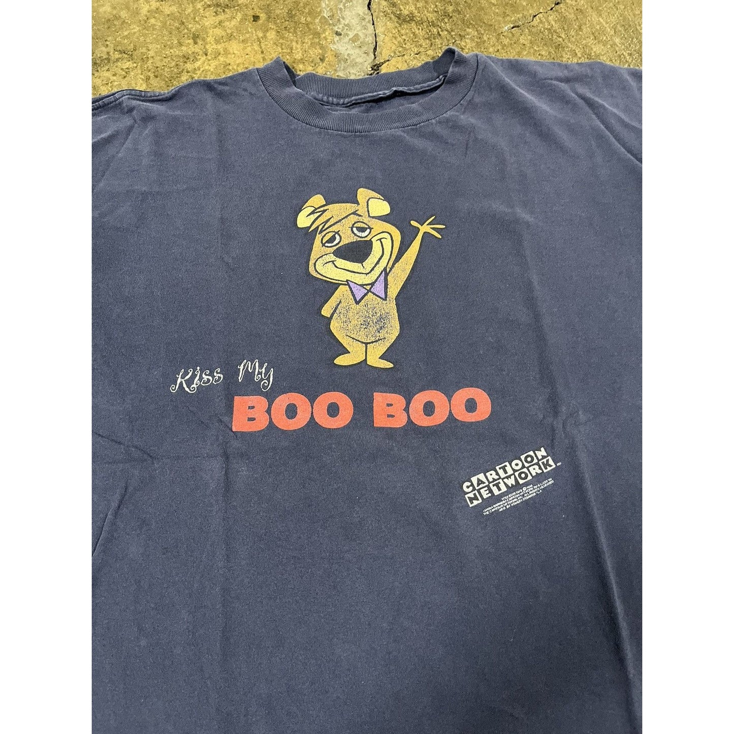 Vintage 90s Yogi Bear Kiss My Boo Boo Cartoon Tee Shirt (XL)