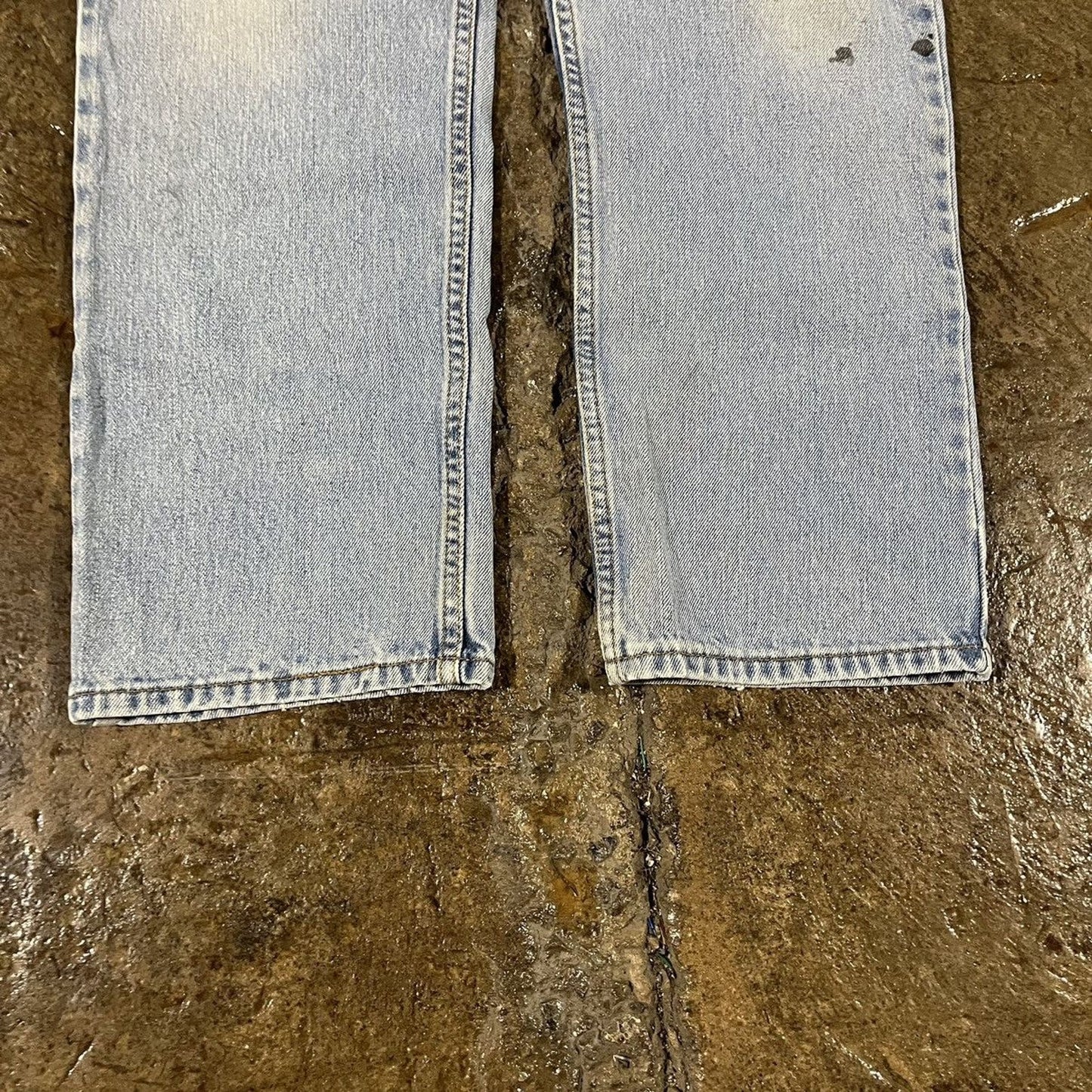 Vintage Y2K Levi's 505 Faded Essential Skater Jeans (31)