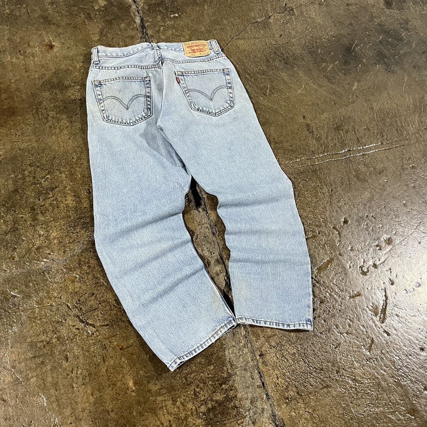 Vintage Y2K Levi's 505 Faded Essential Skater Jeans (31)