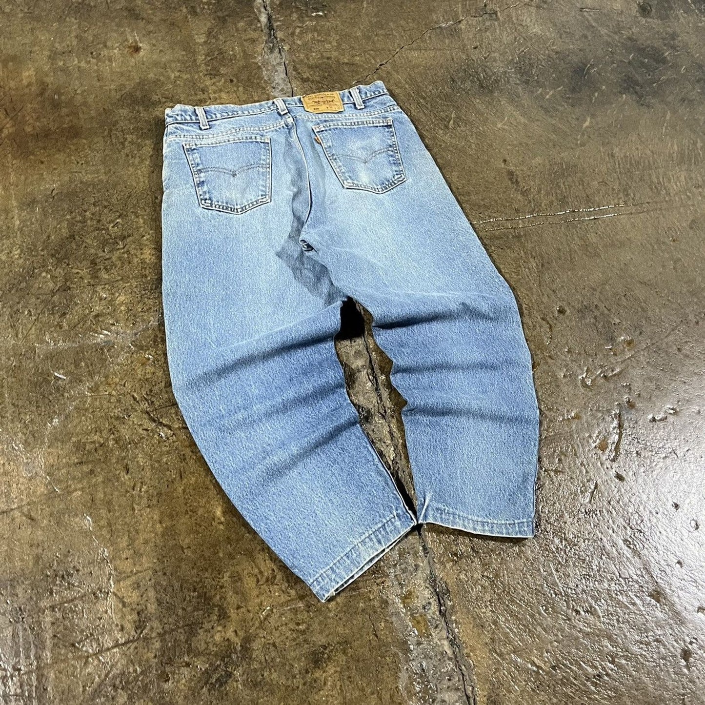 Vintage 90s Levi's 550 Faded Orange Tab Jeans (36)