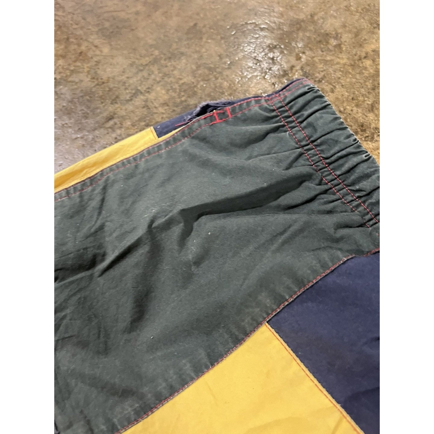 Vintage 90s Nautica Color Block Shorts (XL)