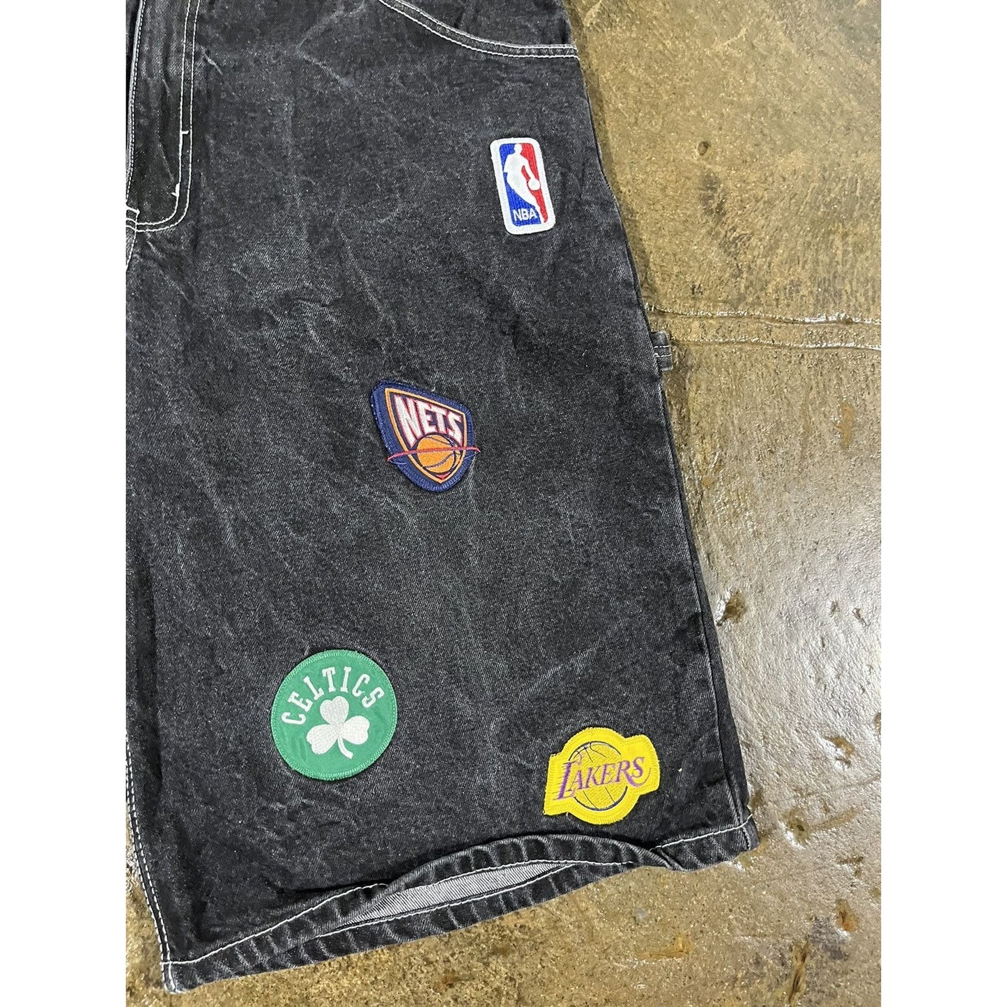 Vintage Y2K NBA Embroidered Baggy Denim Shorts JNCO Style (42)