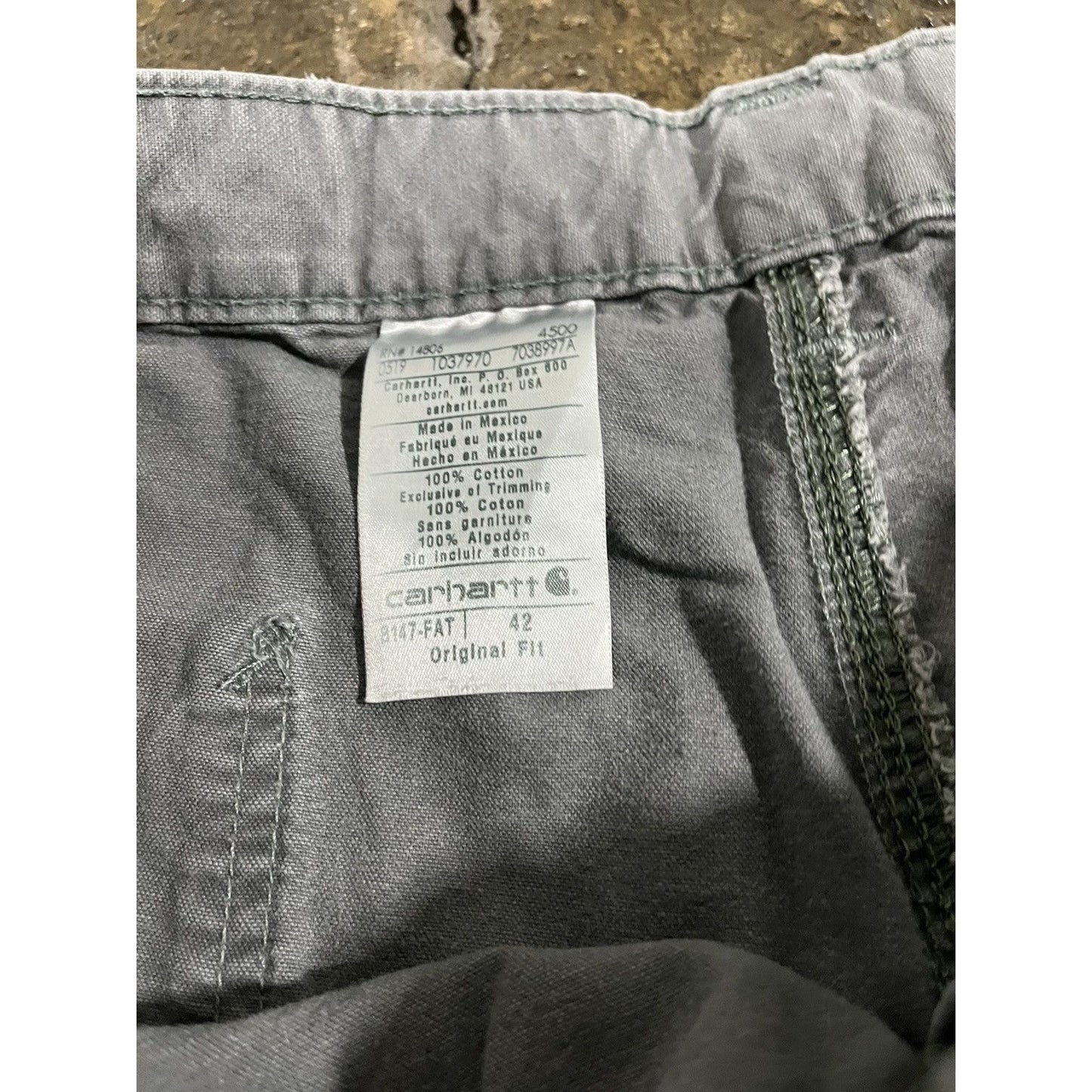 Vintage Y2K Carhartt Carpenter Utility Workwear Shorts (40)