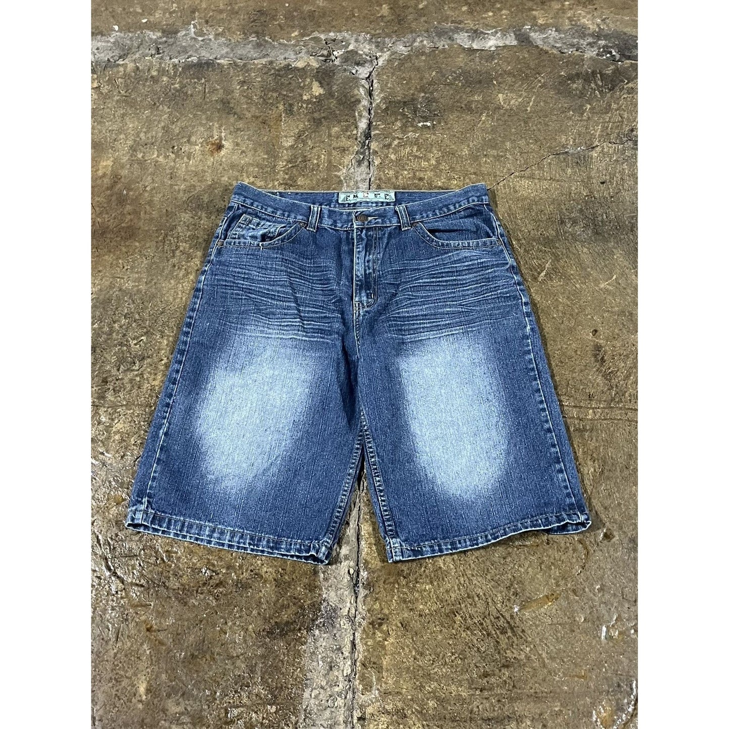 Vintage Y2K Baggy Embroidered  Denim Shorts JNCO Style (36)