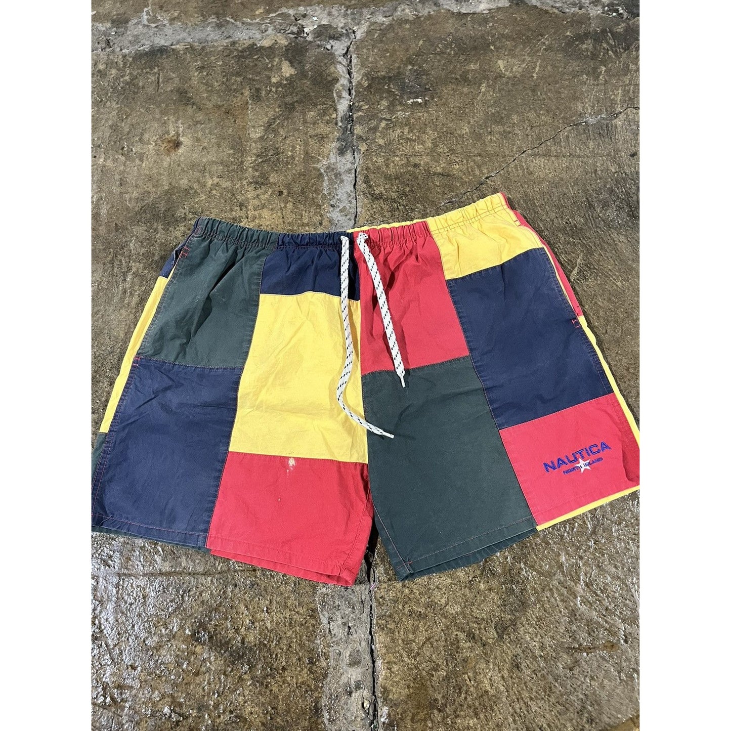 Vintage 90s Nautica Color Block Shorts (XL)