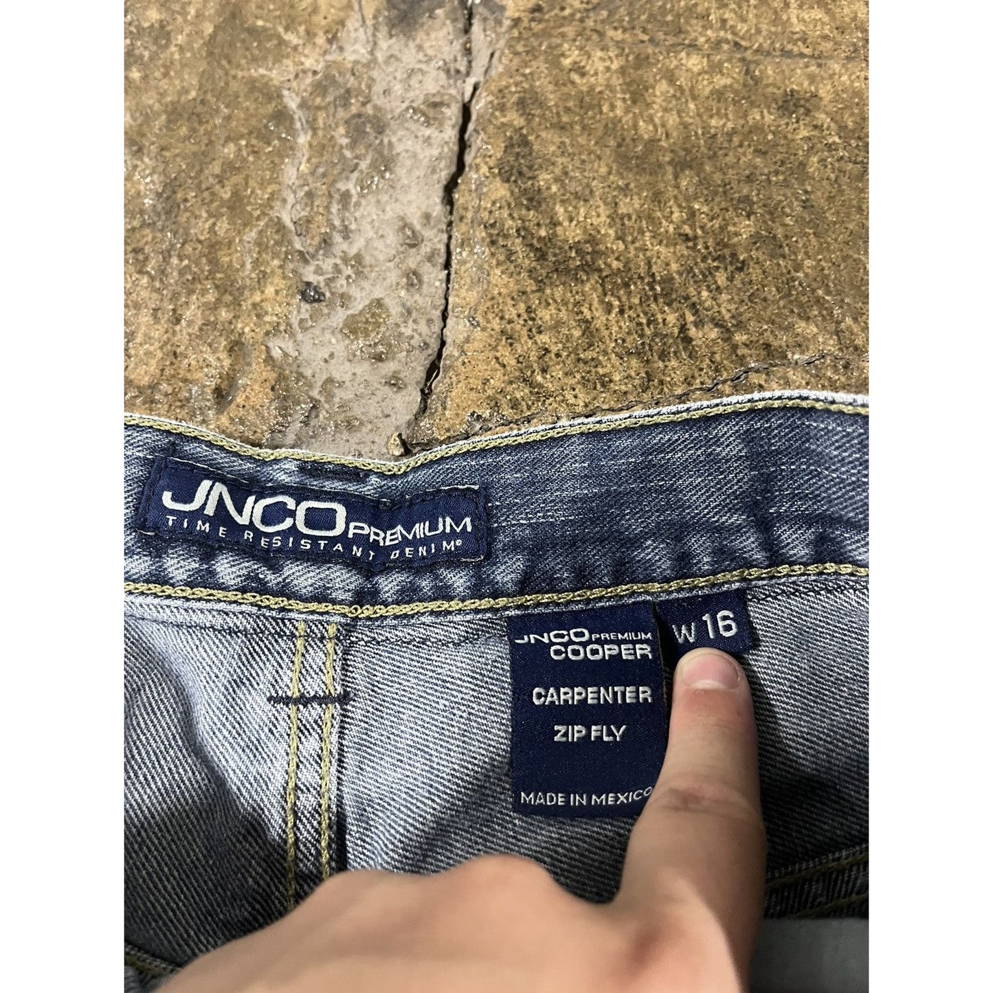 Vintage Y2K JNCO Jeans Baggy Carpenter Denim Shorts (31)