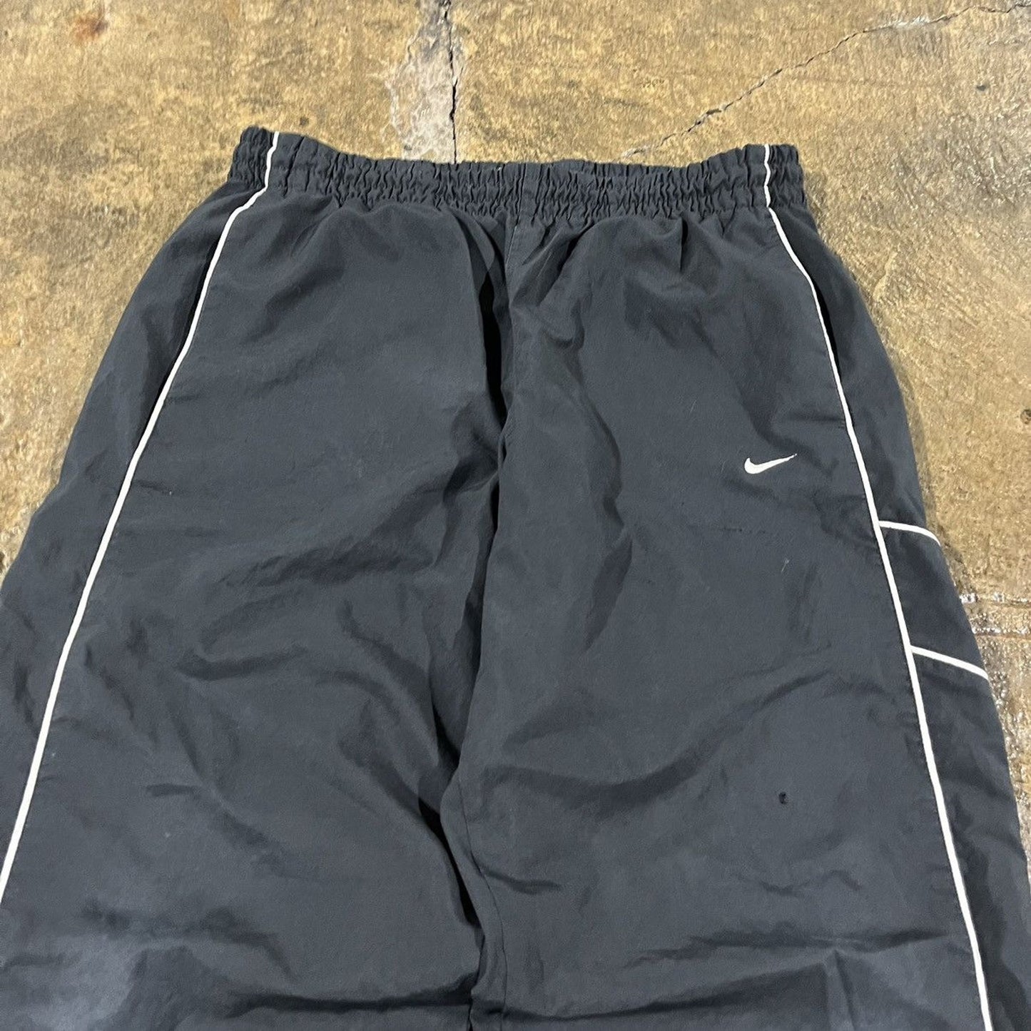 Vintage Y2K Nike Mini Swoosh Baggy Track Pants (XL)