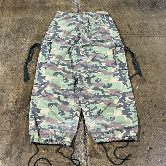 Vintage Y2K UFO Military Camo Parachute Grunge Rave Wide Leg Pants (32)